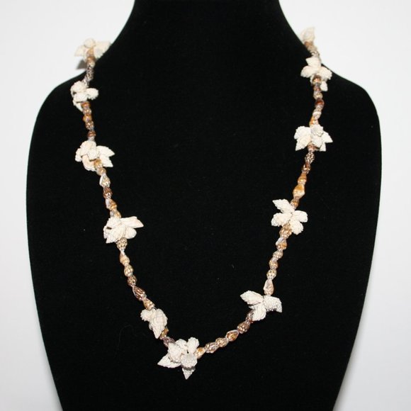 Vintage shell necklace 36" - Picture 1 of 3